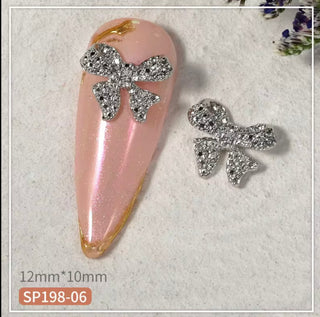 Short Nail Charm Bow
